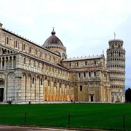 Apartmán Tra Miracoli E Cavalieri Pisa Exteriér fotografie