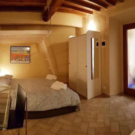 Apartmán Tra Miracoli E Cavalieri Pisa Exteriér fotografie